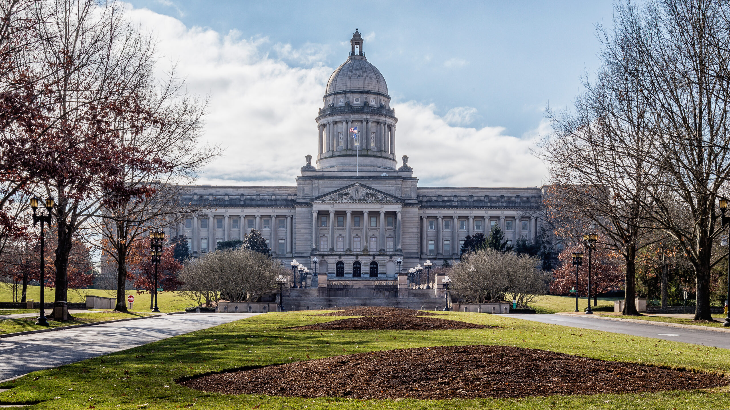 The Kentucky state capitol building in Frankfort, Kentucky.