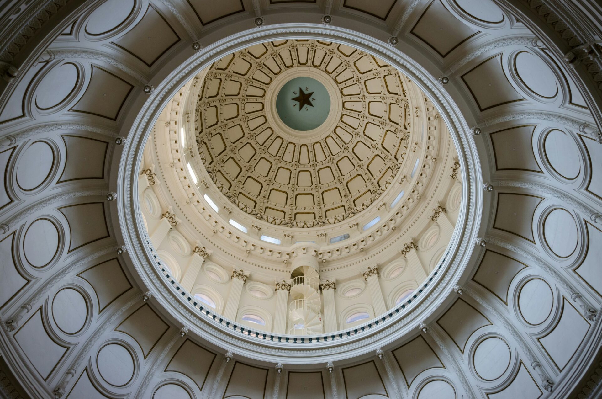 New Laws in Texas in 2024: Navigating Fiscal Policy, Infrastructure, and Public Services
